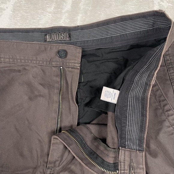 NWOT Old Navy Men's Pants Loose Fit Casual Relaxed 38x34 Brown - Picture 2 of 7